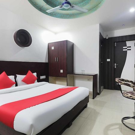 בהופאל Super Oyo Hotel O Happy Residency מראה חיצוני תמונה