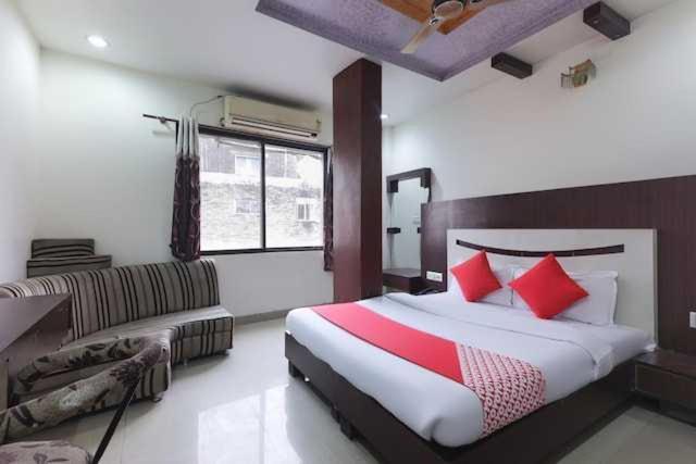 בהופאל Super Oyo Hotel O Happy Residency מראה חיצוני תמונה